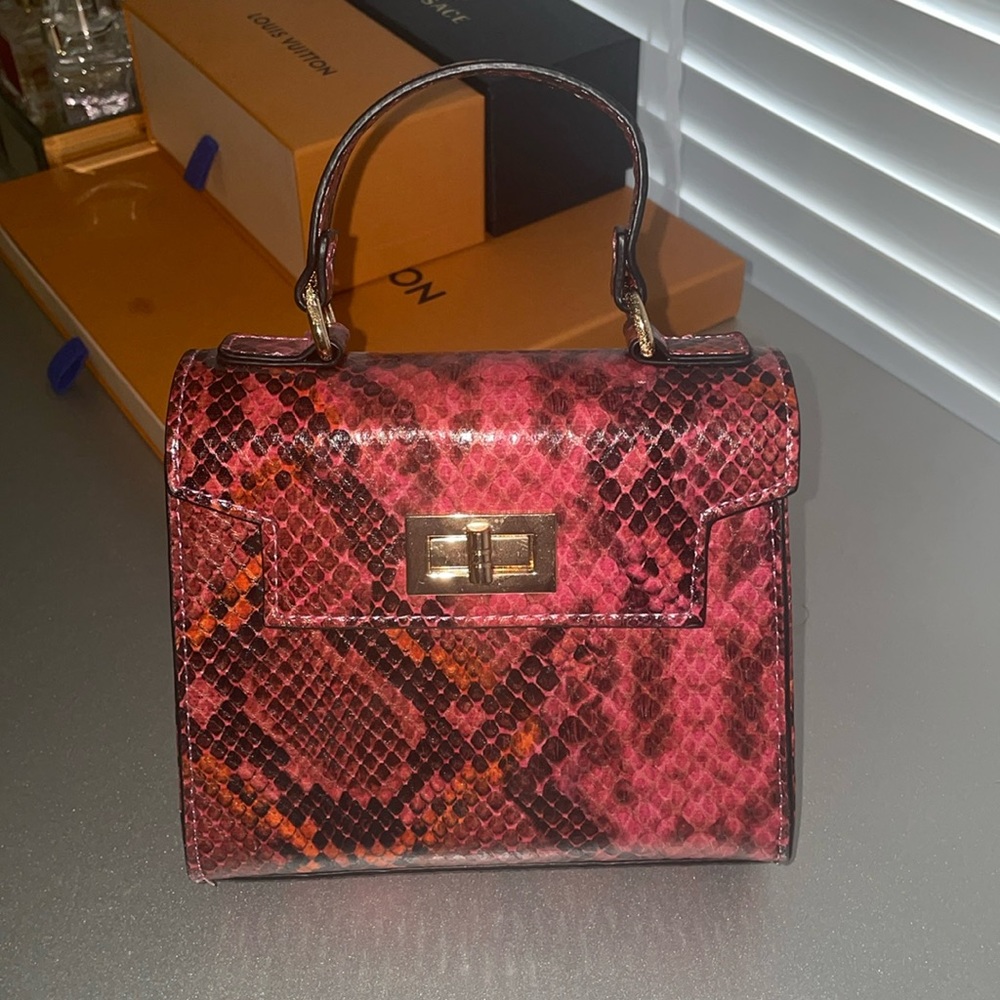 FASHIONNOVA MINI BAG
